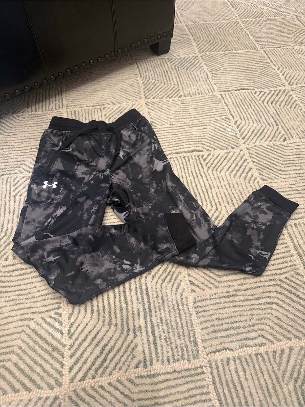 Under Armour Kids Black & Gray Camo Joggers